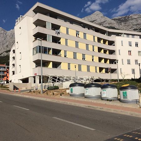 Antonijas Sunny Apartment Makarska Eksteriør billede