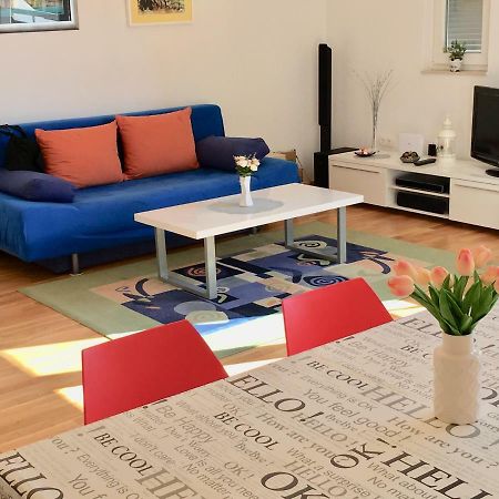 Antonijas Sunny Apartment Makarska Eksteriør billede