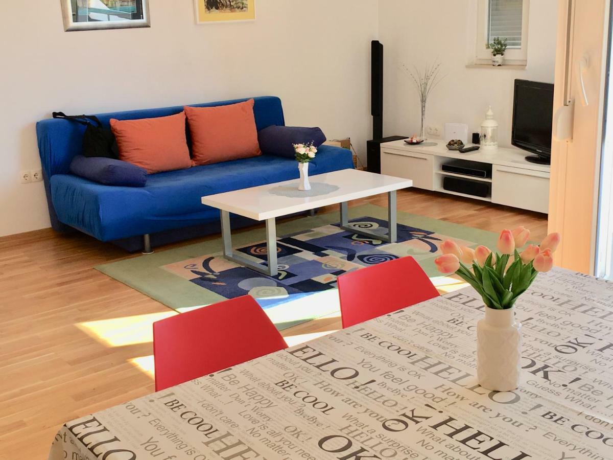 Antonijas Sunny Apartment Makarska Eksteriør billede